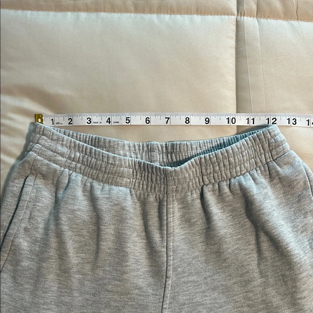 Champion Gray Sweatpants Relaxed Fit Elastic Cuffs